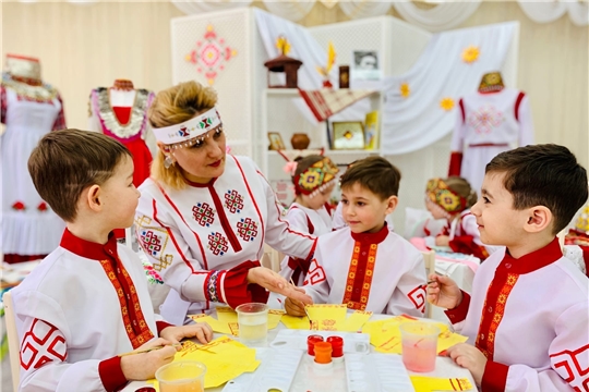 Год выдающихся земляков: в детских садах столицы проходят встречи с выдающимися чувашскими композиторами