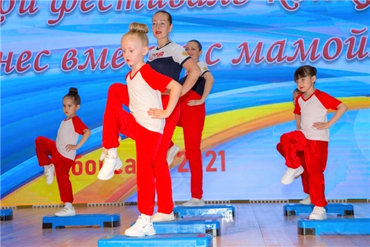 В дошкольных учреждениях столицы стартовал фестиваль «Фитнес вместе с мамой»