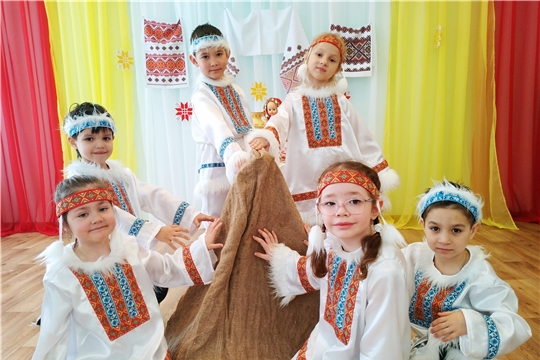 "Театральная весна-2022": в детских садах проходит второй этап городского фестиваля