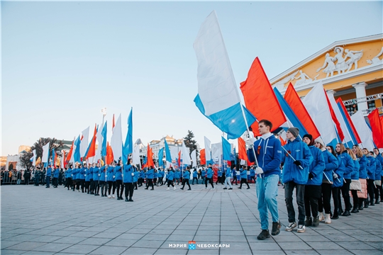 Международному женскому дню 8 марта