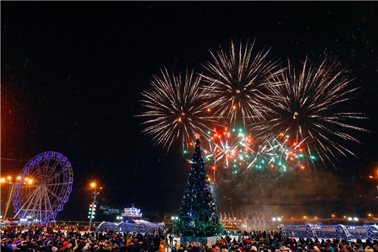 Новогодние фейерверки можно запускать на 55 площадках Чебоксар