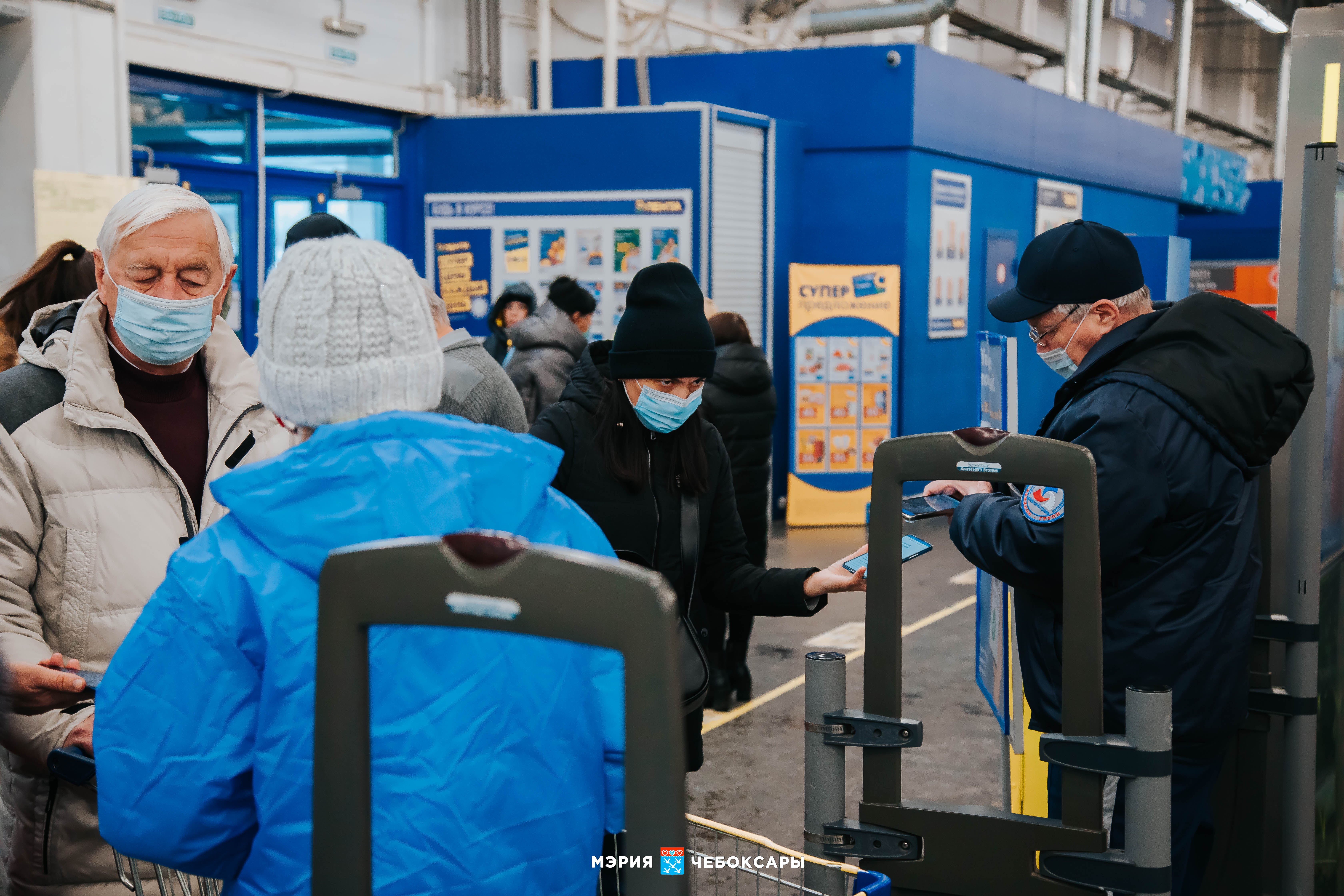 Мобильные группы в Чебоксарах составили акты на магазин и кафе | г.  Чебоксары Чувашской Республики