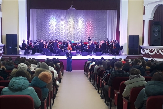 Несовершеннолетние дети и семьи посетили концерт на базе АУ «Городской дворец культуры» города Канаш