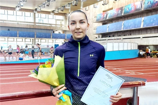 Виктория Максимова взяла «серебро» Всероссийских соревнований по легкой атлетике