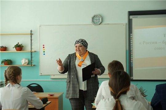 Куршева Фатима Руслановна, учитель школы №3 города Канаш, вошла в пятерку лучших учителей Чувашии