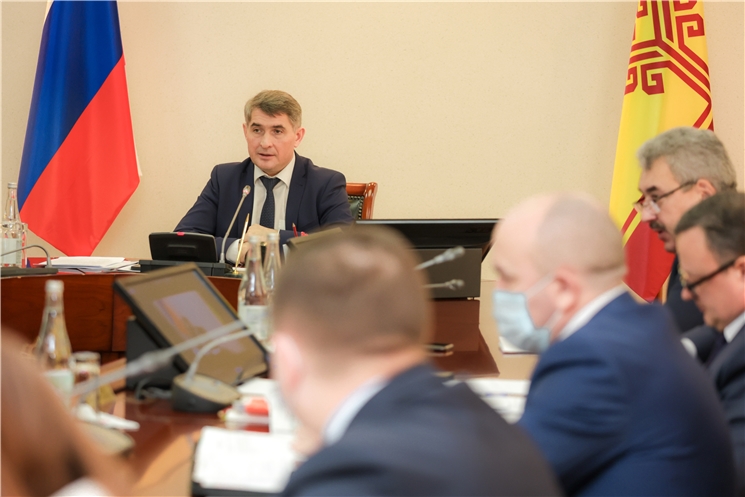 Глава Чувашии Олег Николаев поблагодарил аварийные службы за ликвидацию последствий разгула стихии в минувшие выходные 