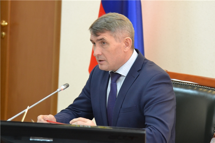 Глава Чувашии Олег Николаев предложил централизовать закупки в сфере питания школьников 