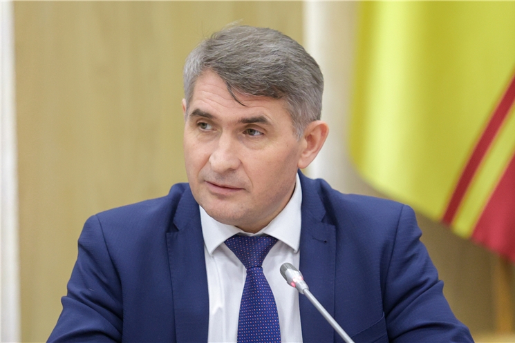Глава Чувашии перечислит часть своей зарплаты в благотворительный фонд для оказания помощи жителям Донбасса и Украины