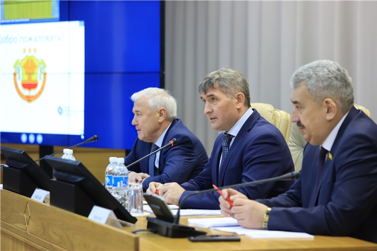 Олег Николаев провел первое заседание штаба по поддержке устойчивости экономики Чувашской Республики в условиях санкционного давления