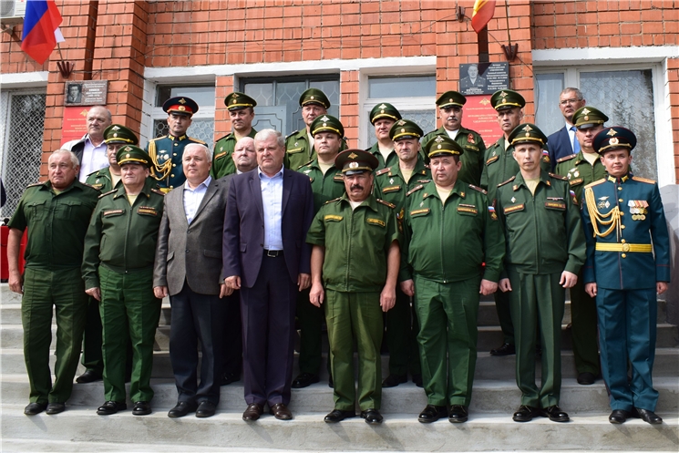 Глава Чувашии Олег Николаев поздравляет с Днём сотрудников военных комиссариатов