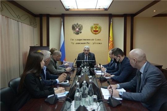 Леонид Черкесов: 98% работников Аппарата Государственного Совета Чувашской Республики привиты