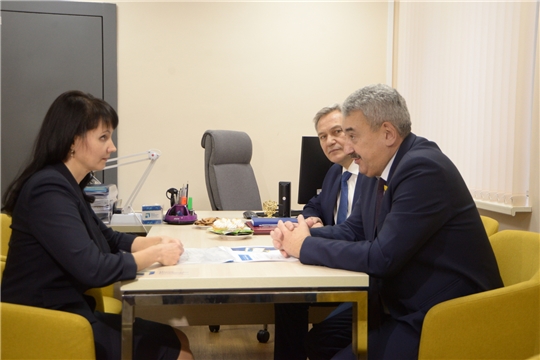 Пĕрле ĕçлес тĕллевлĕ