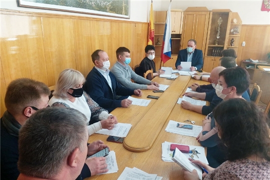 Глава администрации Валерий Шигашев провел заседание Координационного совета по поддержке и развитию малого и среднего предпринимательства