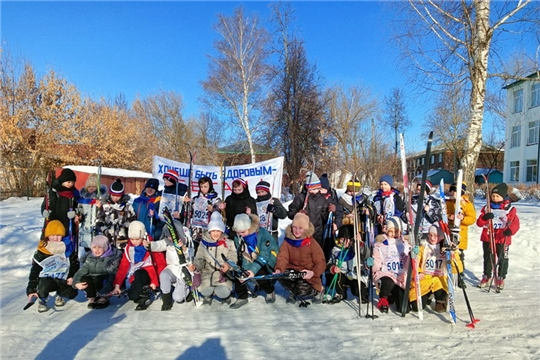 В Шумерле «Лыжню России – 2022» открыли дошкольники и обучающиеся начальных классов