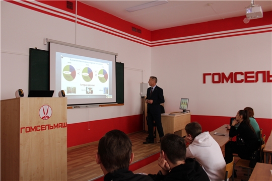 Владимир Димитриев в рамках Дня карьеры посетил Чувашский государственный аграрный университет