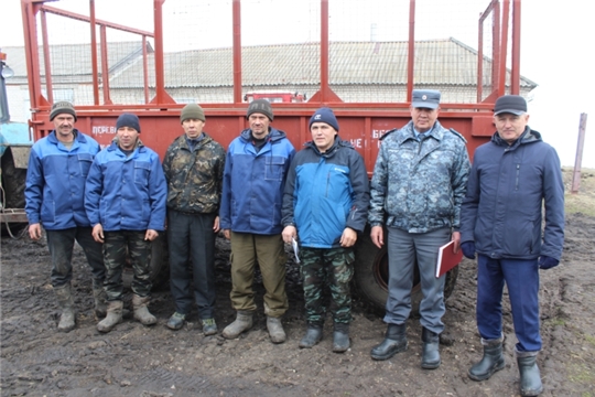 В хозяйствах Яльчикского района продолжаются проведение ежегодных технических осмотров самоходных машин и других видов техники