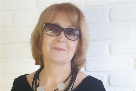 Первой в Чувашии удостоена Почетного звания «Заслуженный журналист Российской Федерации» Маргарита Гартфельдер