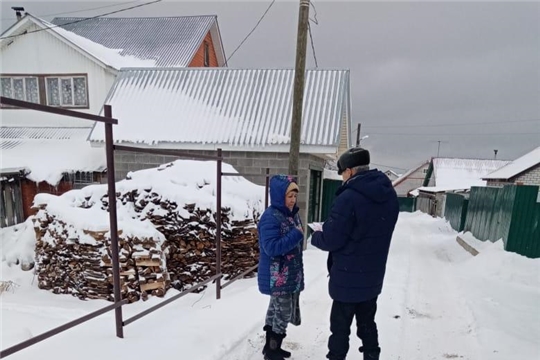 Профилактический обход по безопасности в жилом секторе Калининского района