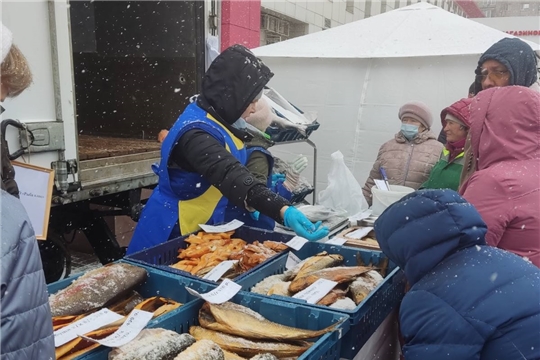 За дешёвыми продуктами - на ярмарку выходного дня!