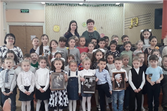 В детской музыкальной школе № 5 им. Ф.М. Лукина состоялась творческая встреча с воспитанниками дошкольных образовательных учреждений