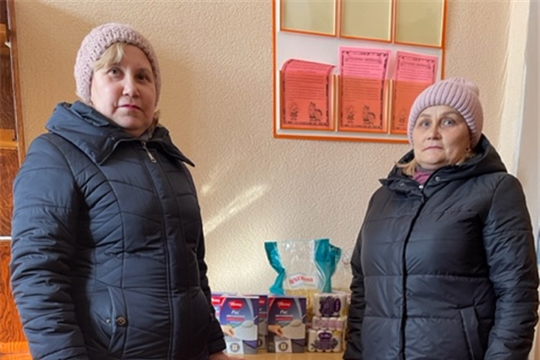 В муниципальный штаб Всероссийской акции #МыВместе Канашского района продолжает поступать гуманитарная помощь для беженцев из ДНР и ЛНР.