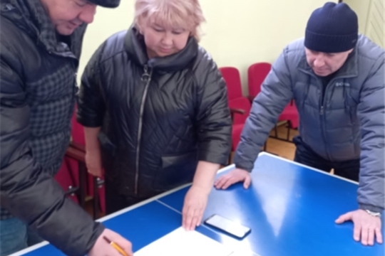 В деревне Новое Бикмурзино Комсомольского района Чувашской Республики очистили земельный участок для строительства ФАПа