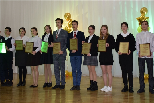Десять школьников района стали стипендиатами депутата Государственного Совета Чувашской Республики   Николая Малова