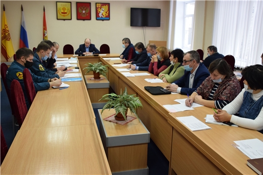Антитеррористическая комиссия обсудила меры безопасности в новогодние каникулы