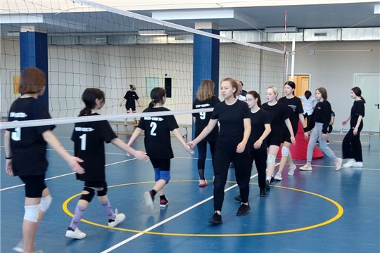 Школьная волейбольная лига: в Ленинском районе завершился Чемпионат района по волейболу среди команд девушек