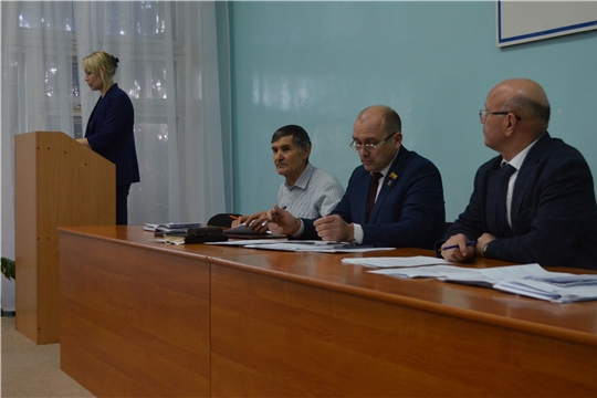 Актуальные вопросы обсудили на очередном заседании Мариинско-Посадского районного Собрания депутатов