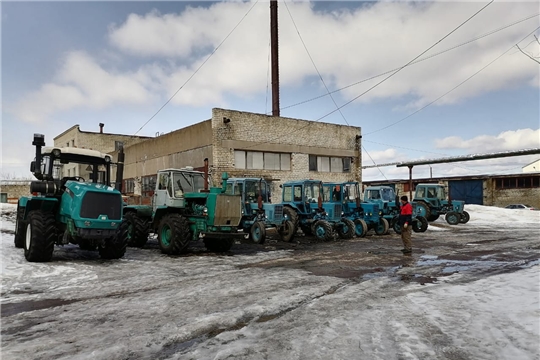 В Мариинско-Посадском районе начался технический осмотр тракторов