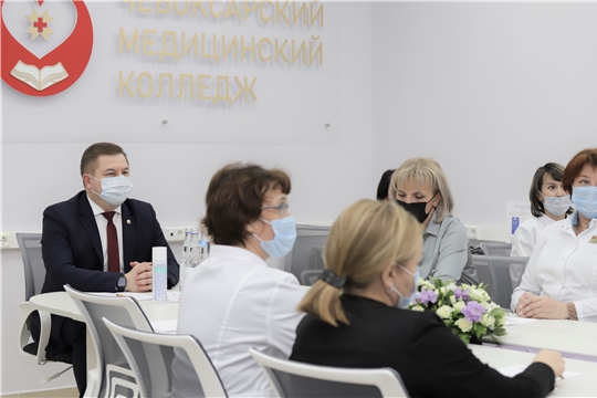 Отчетное собрание Чебоксарского медицинского колледжа: около 80% выпускников устраиваются на работу в первый год после выпуска