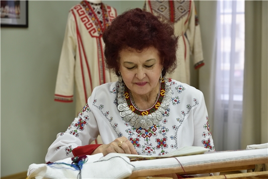 25 ноября в Музее чувашской вышивки – открытие выставки Любови Вазюковой