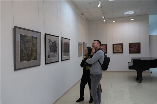 В Чувашском государственном художественном музее открылась выставка Александра Насекина "Путь..."