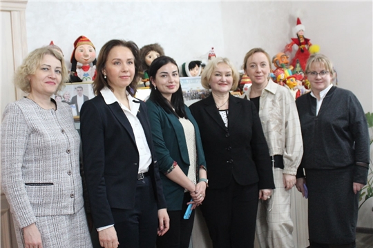 Делегация из Нижегородской области посетила Чувашский театр кукол