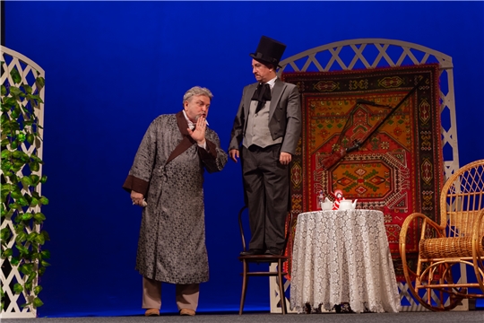 В Русском драматическом театре состоялась премьера спектакля «Две шутки Чехова»