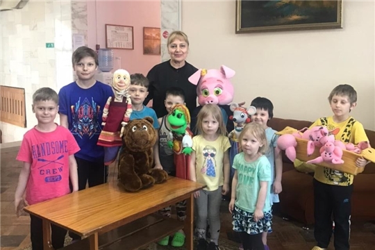 Чувашские кукольники выезжают со спектаклями к эвакуированным жителям Донбасса