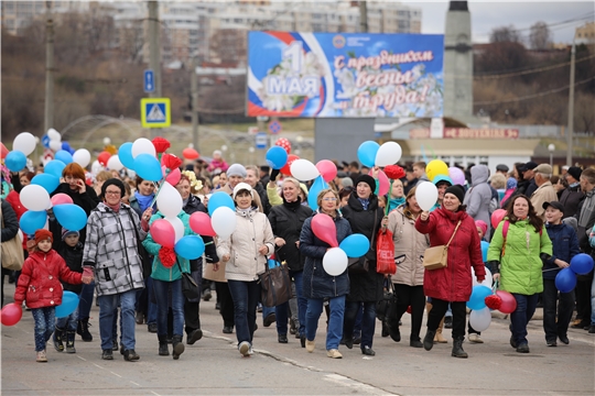 Глава Чувашии Олег Николаев поздравляет с праздником Весны и Труда