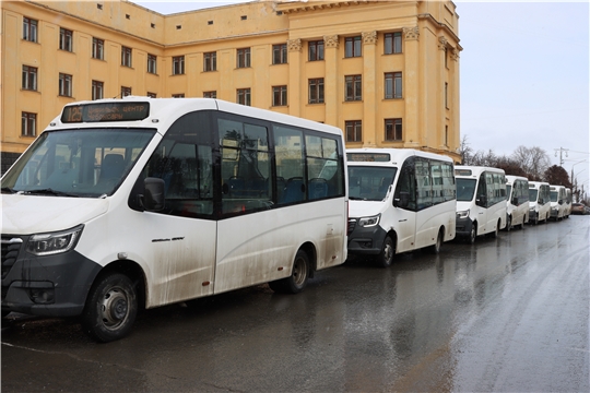 В Чувашии презентовали 18 новых автобусов с  кондиционером