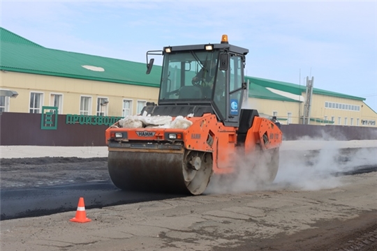 На региональных автодорогах приступили к ямочному ремонту с применением горячего асфальтобетона