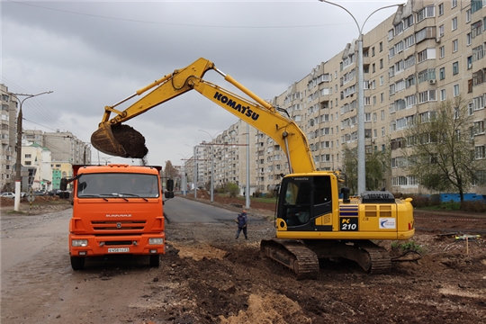 С наступлением теплой погоды набирает темпы реконструкция автодороги по улице Гражданская