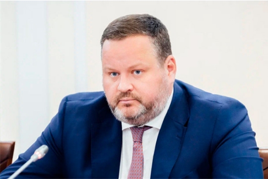 Министр труда и социальной защиты РФ Антон Котяков рассказал, как государство поможет потерявшим работу
