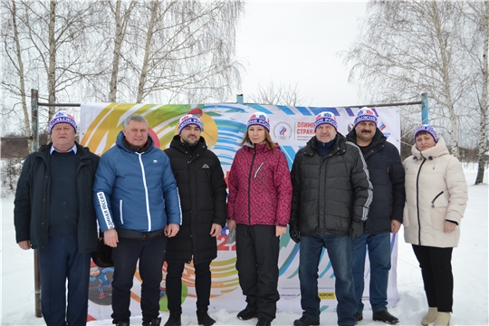 В рамках Дня зимних видов спорта в Порецком районе прошла Лыжня России-2022