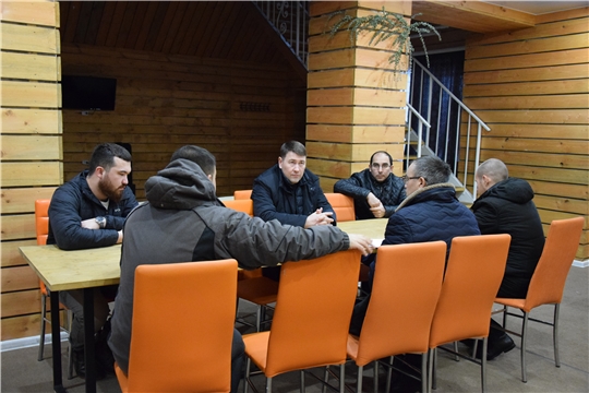 В Чебоксарах с организациями потребительского рынка проводится превентивная работа по недопущению правонарушений