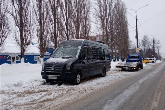 В Чебоксарах организованы мероприятия по эвакуации автомобилей, препятствующих механизированной уборке снега