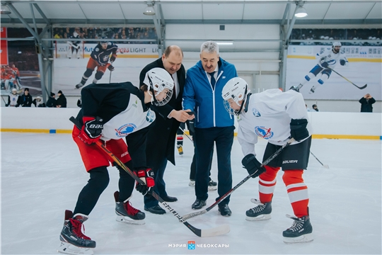 Денис Спирин и Леонид Черкесов дали старт новому сезону Школьной хоккейной лиги