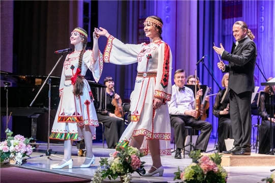 "Жизнь столицы".Фестиваль чувашской музыки в Чувашском государственном театре оперы и балета- 2022