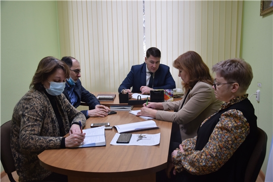 «Прямая линия» в администрации Московского района г. Чебоксары: около 2 часов общения, задано 10 вопросов, оперативно приняты меры