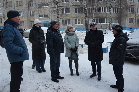 Во время снегопада рабочая группа проверила, как организована уборка северо-западной части города Чебоксары