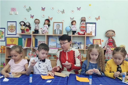 В рамках тематического года в России дети знакомятся с устным народным творчеством и традициями чувашского народа